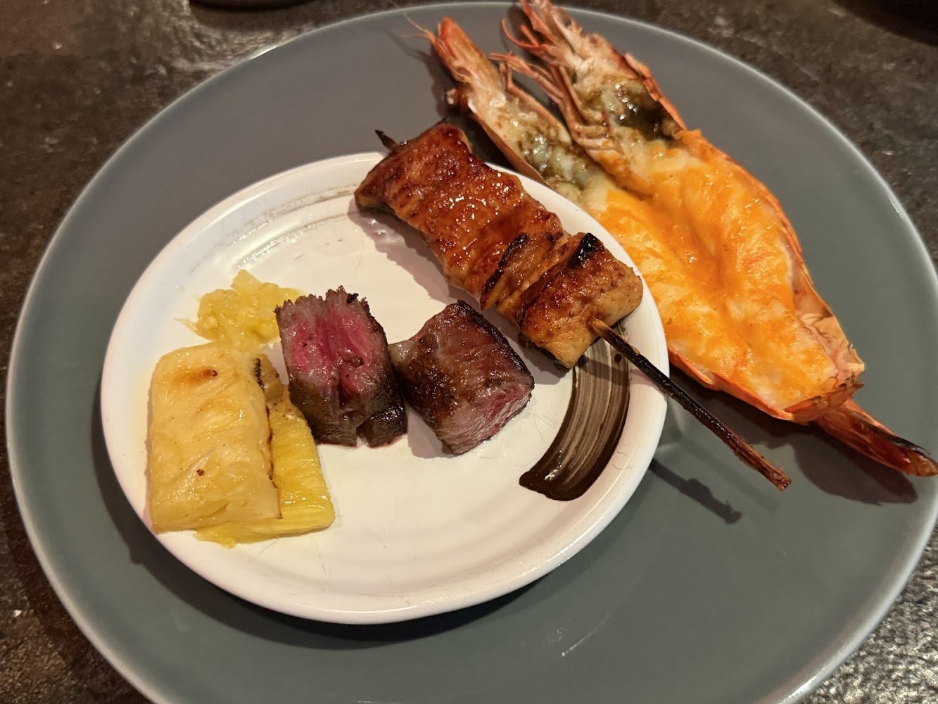 饗 A Joy烤明蝦與牛排小盤料理