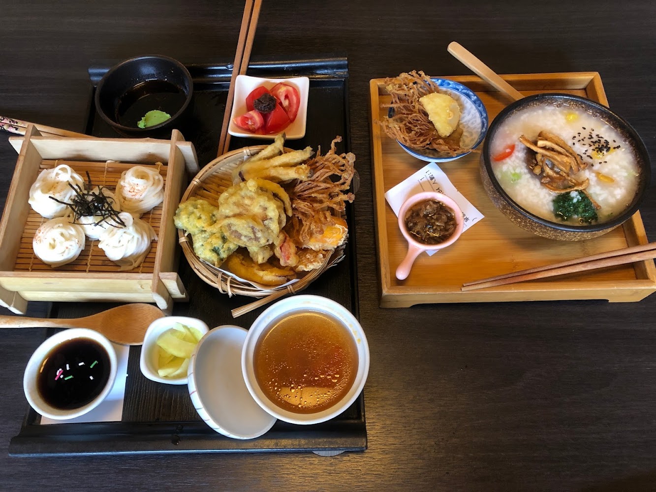 天婦羅冷麵茶碗蒸白粥小菜與醬料套餐