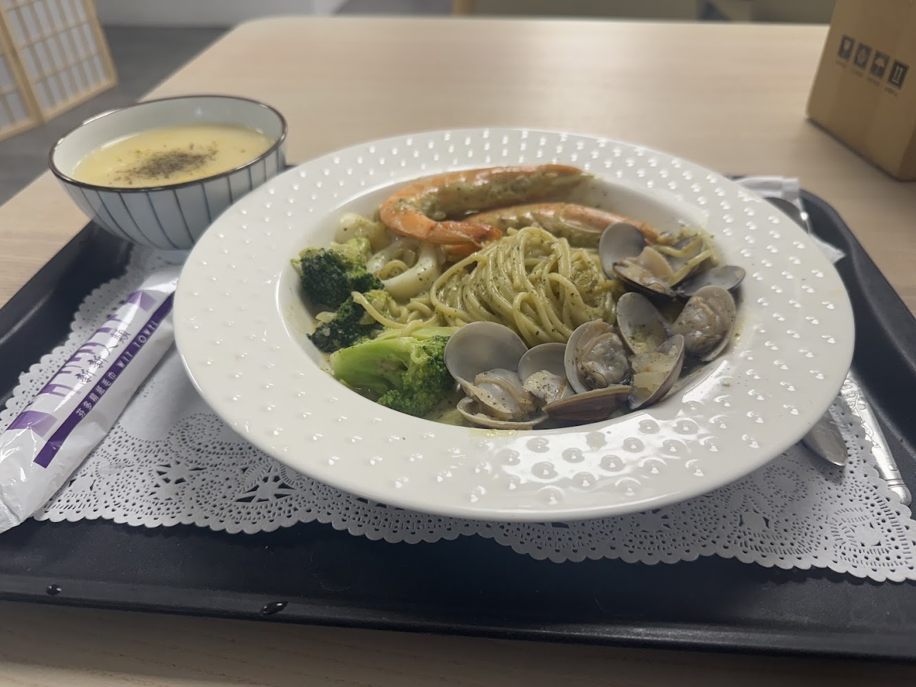 芝心咖啡青醬海鮮義大利麵套餐