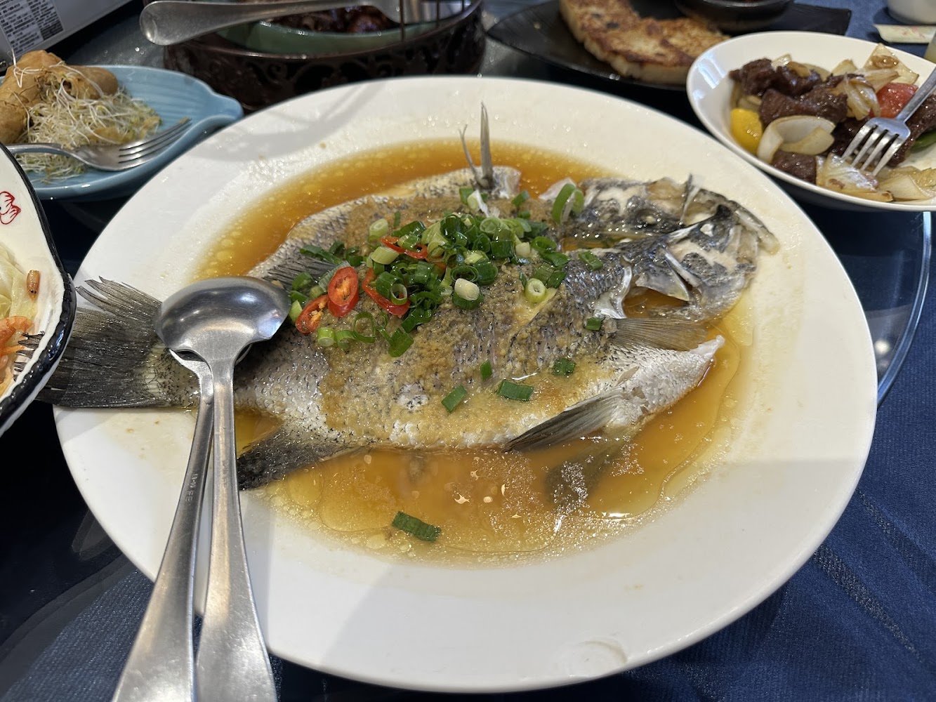 東方宴海森會館清蒸魚