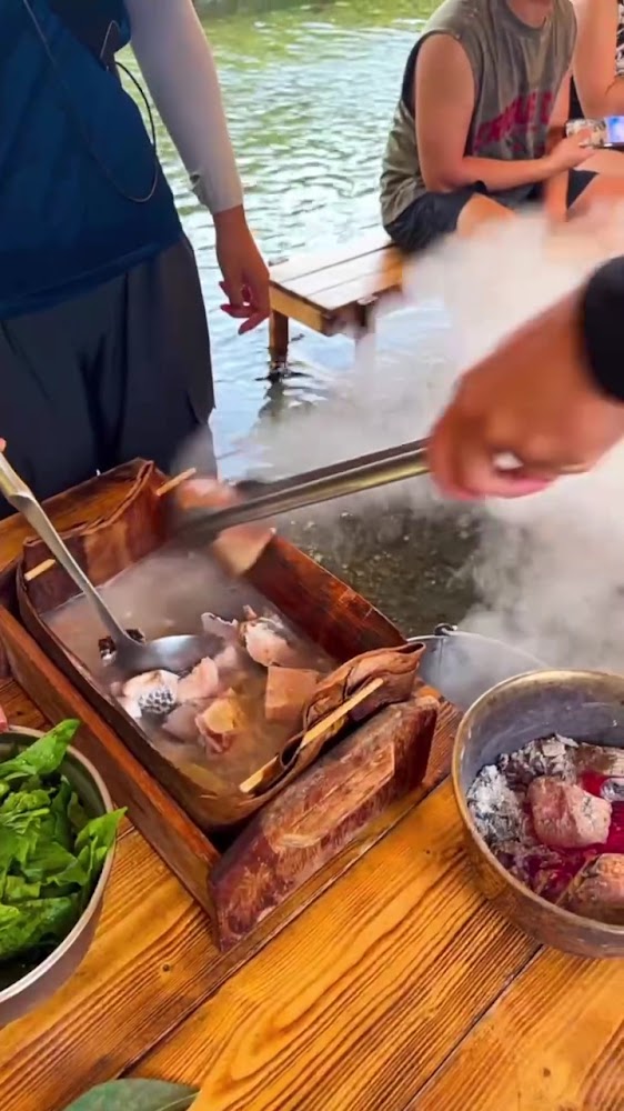 縱谷線工作室竹筒火鍋河畔用餐體驗
