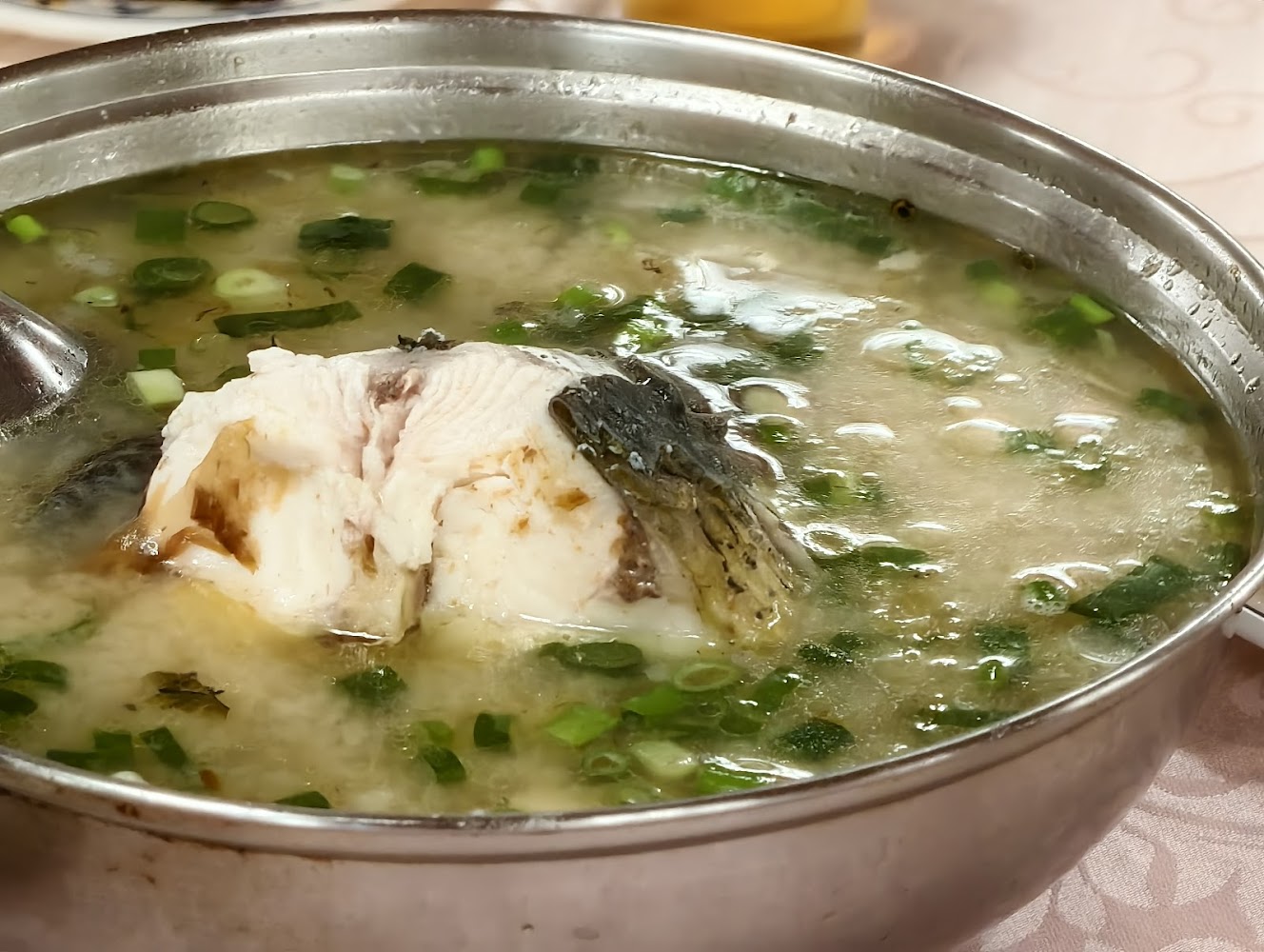 石園活魚餐廳魚湯