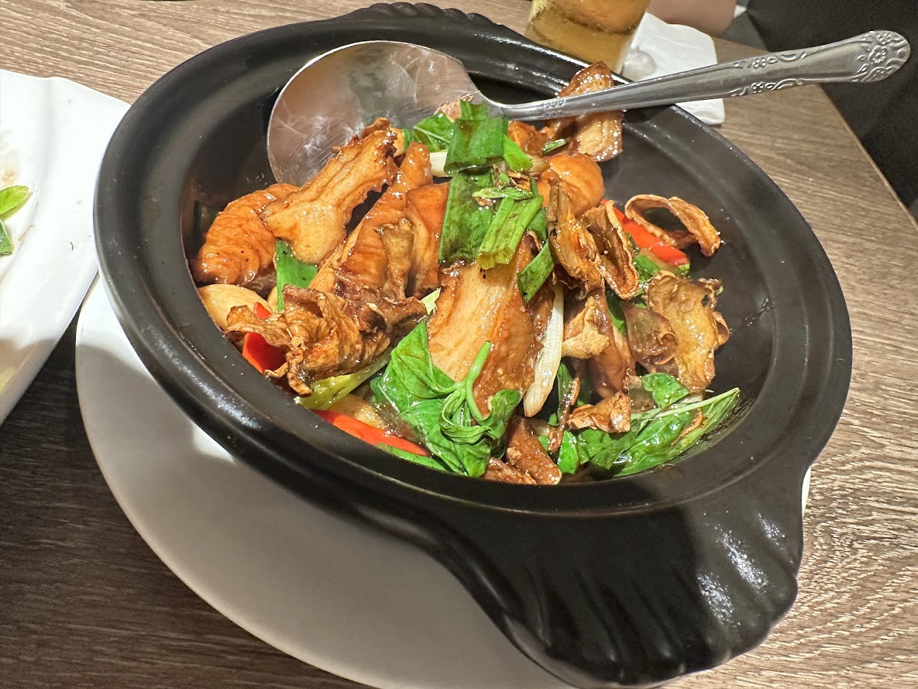 廚房客家美食砂鍋料理