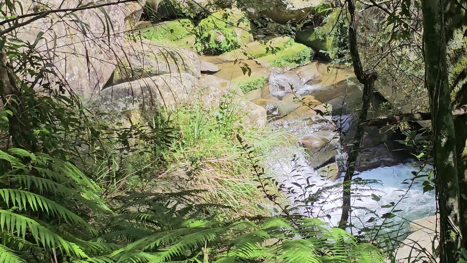 石壁仙谷溪流景觀