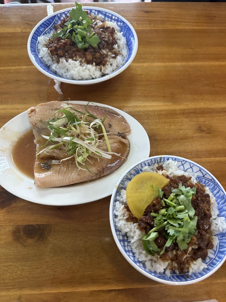 台灣小調滷肉飯與魚料理