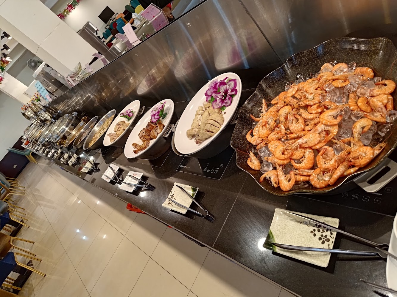 新時代牛排自助百匯冷盤海鮮熟食區