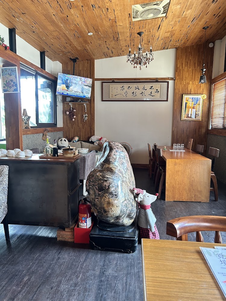覓境咖啡屋雅緻用餐區