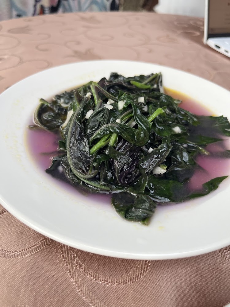 炒紫色葉菜料理