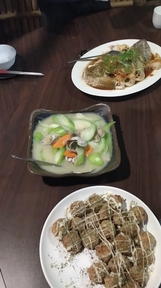 清蒸全魚與湯品炸物