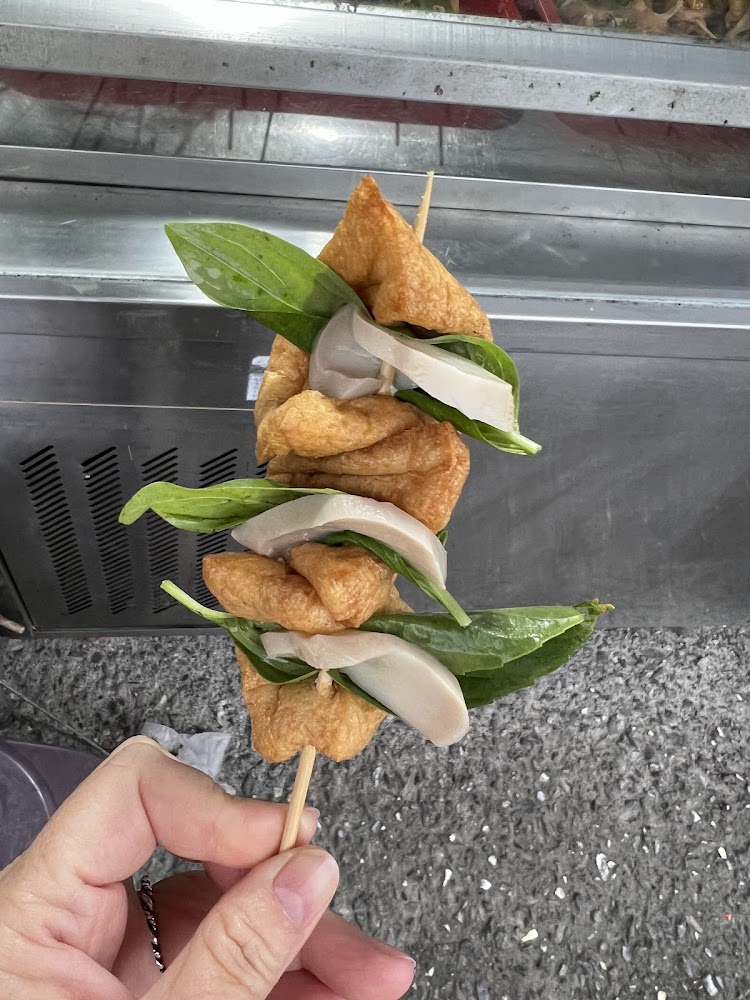台灣常見關東煮串含豆皮香草與丸子