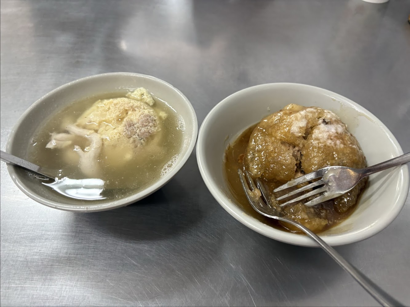 阿三肉圓與肉羹湯的經典搭配