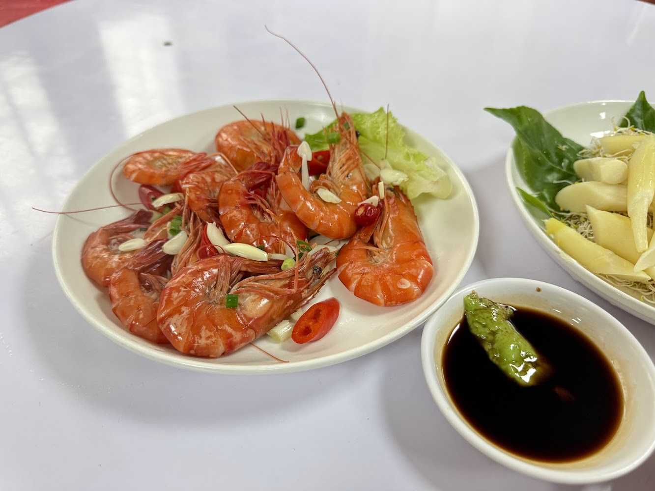 過嶺生猛海鮮館清蒸蝦料理