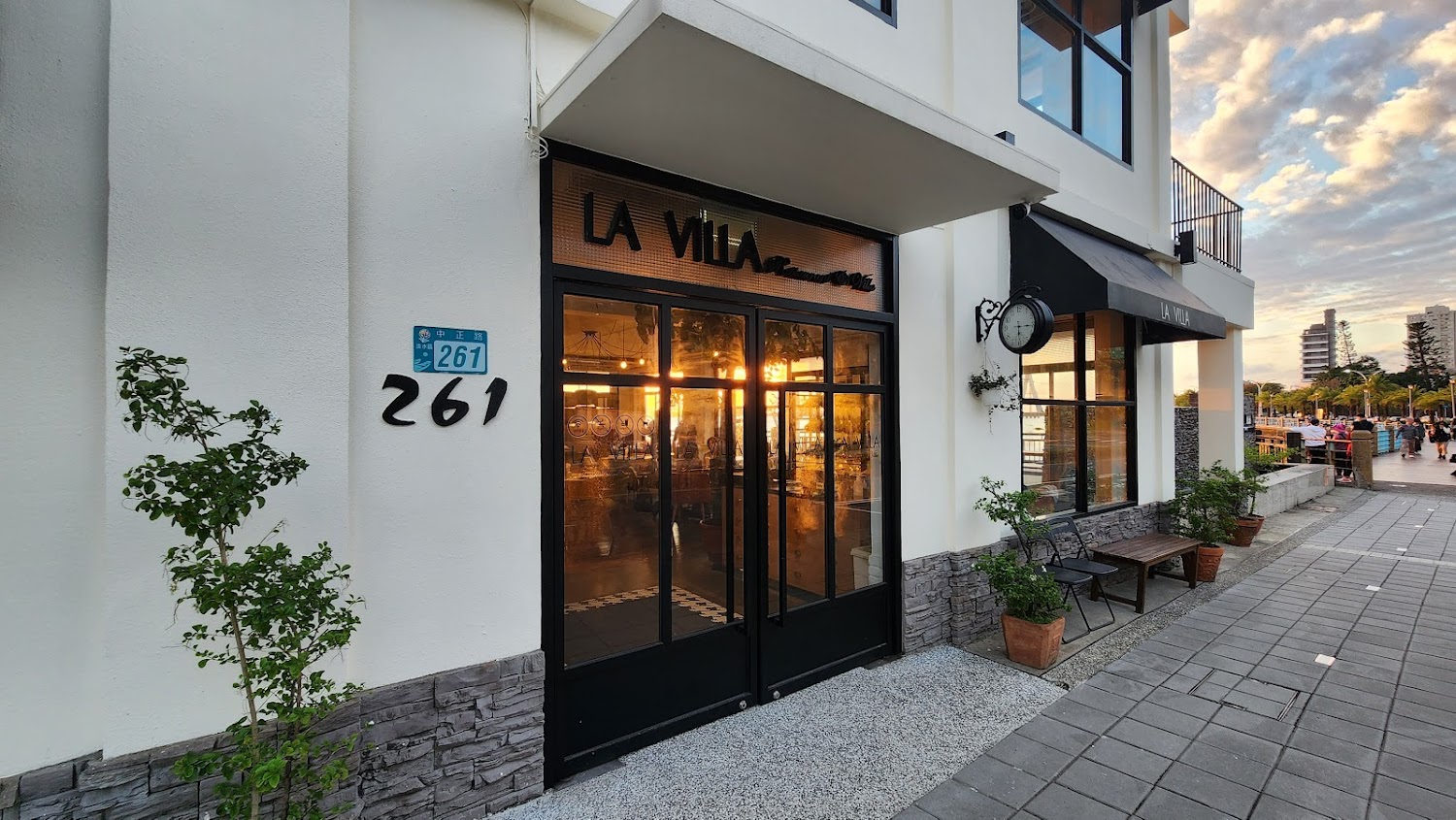 LA VILLA DANSHUI 外觀，位於淡水中正路261號