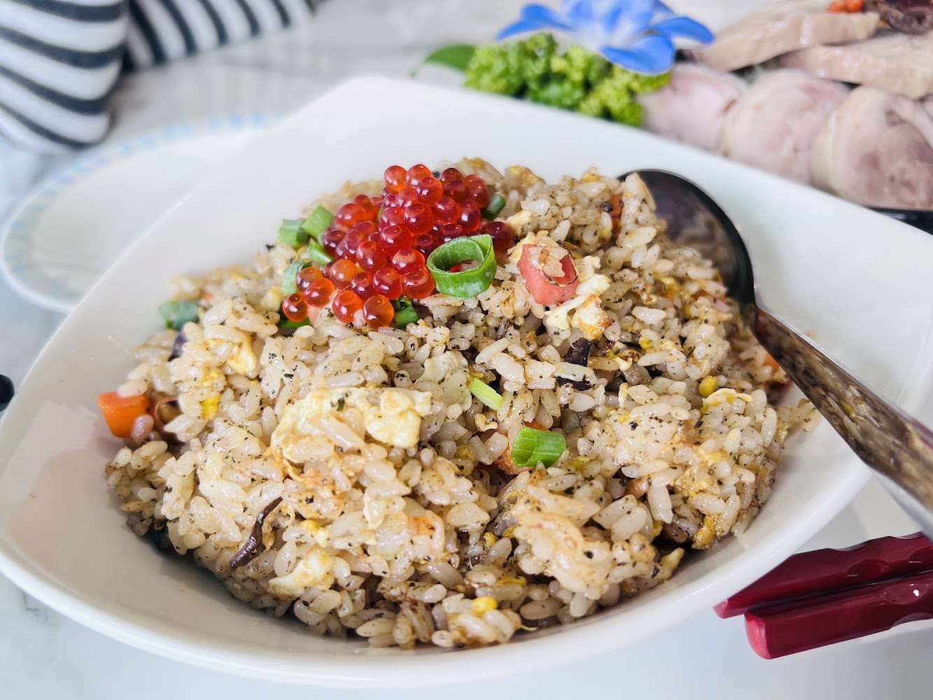 貓空山中茶茶葉炒飯