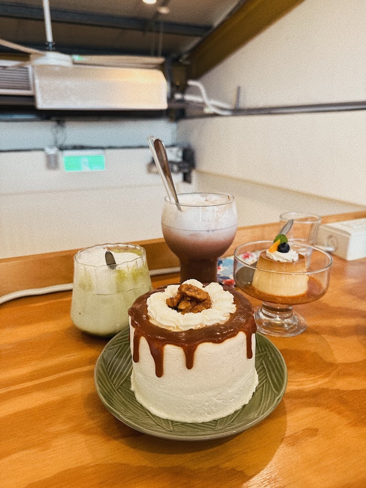 野花小姐甜點與飲品