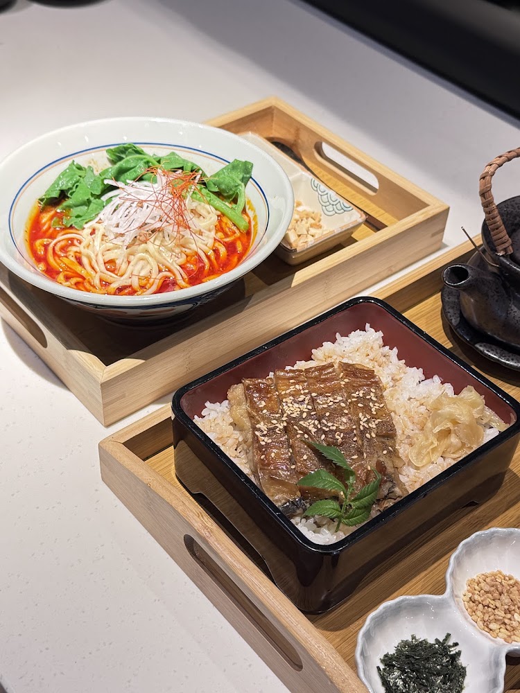 植橪和食烏龍麵與鰻魚飯套餐