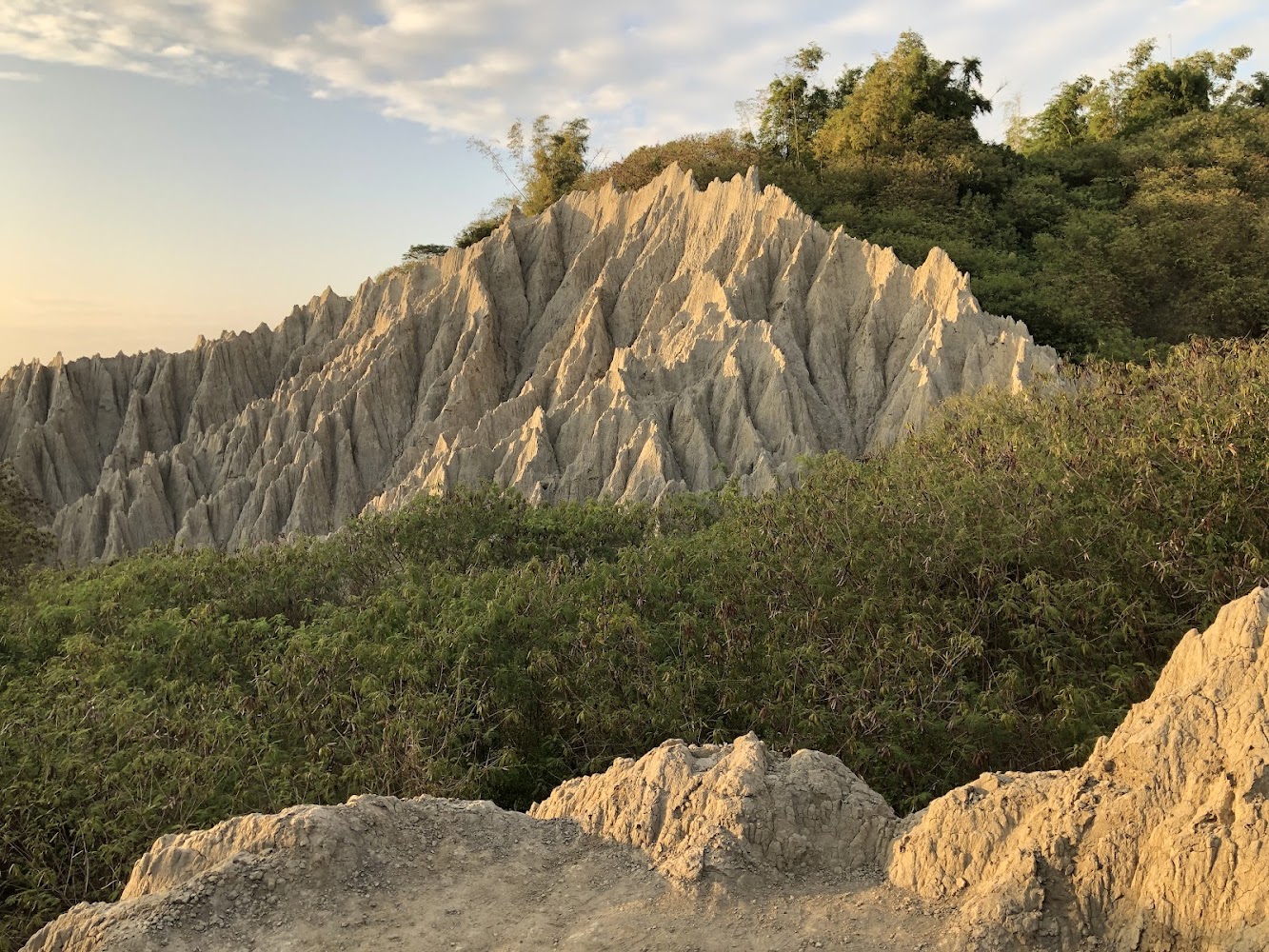 漯底山自然公園惡地地形景觀