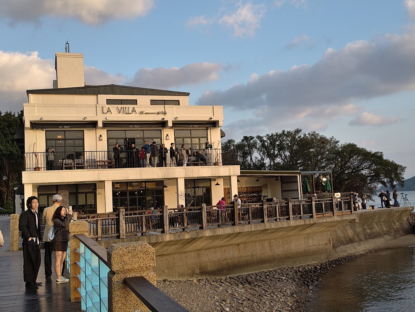 LA VILLA DANSHUI 海邊建築與戶外活動景象