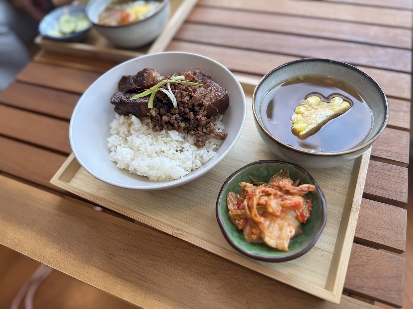 坪感覺滷肉飯套餐
