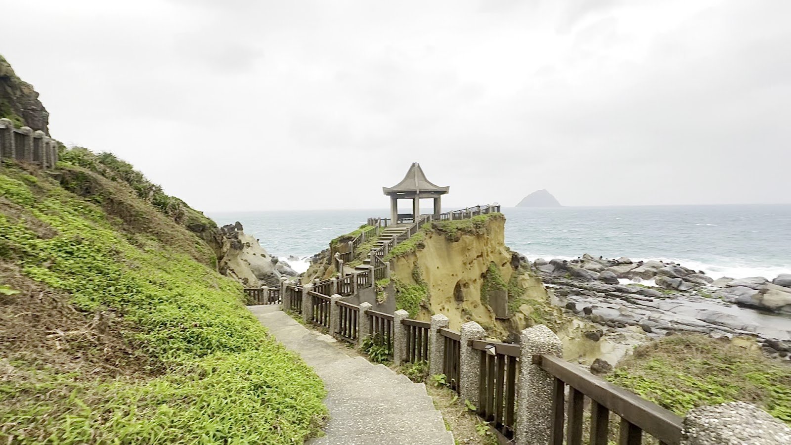 基隆和平島地質公園蕈狀岩海岸景觀