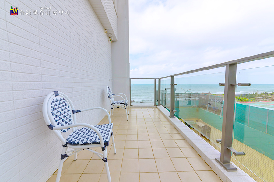 半島海悅渡假會館．雙人房 $3000元 起｜不用出國也能住進零距離海景的假期