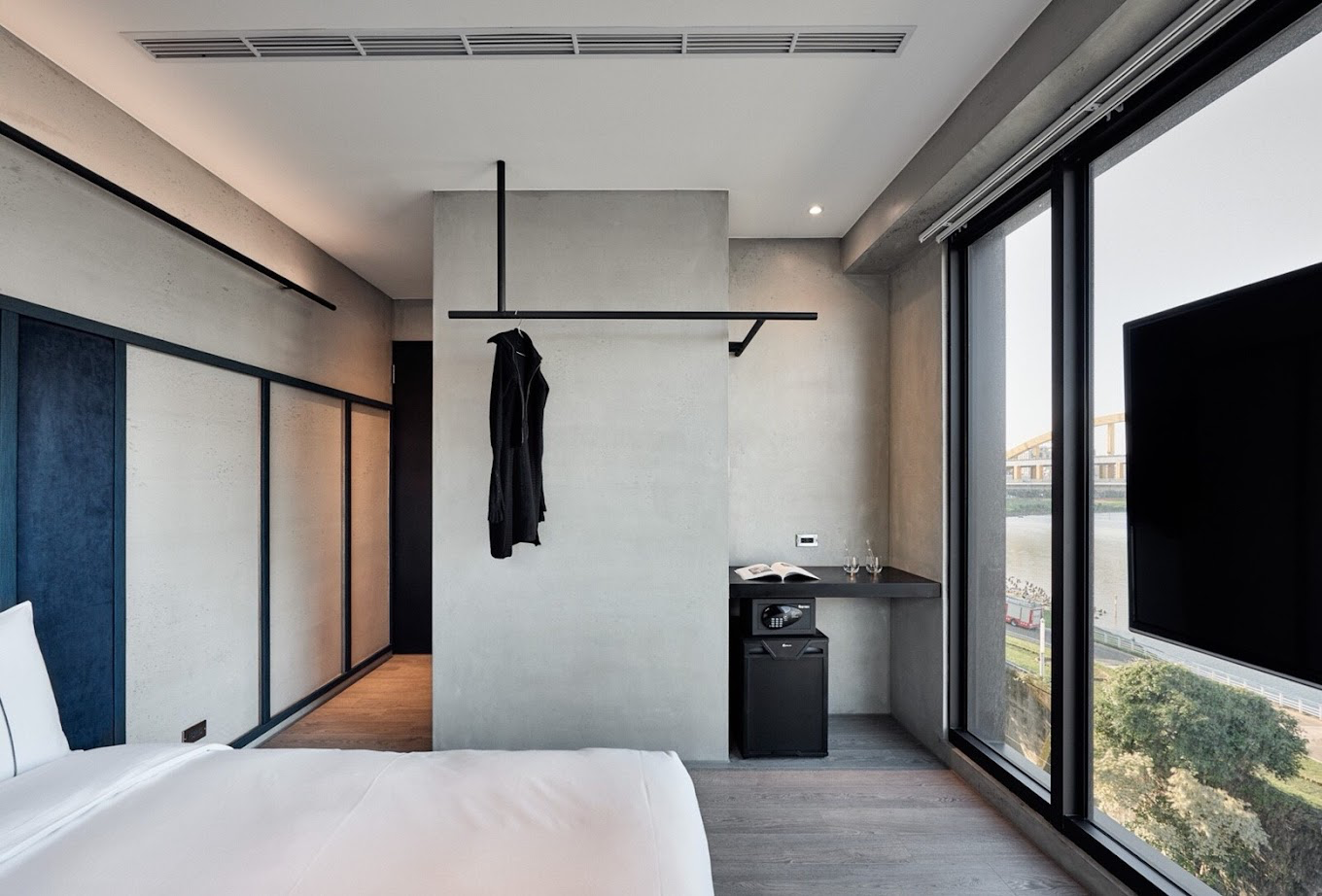 松河璞旅．平日雙人房 $1999元 起｜河景第一排的設計旅店，入住城市慢生活