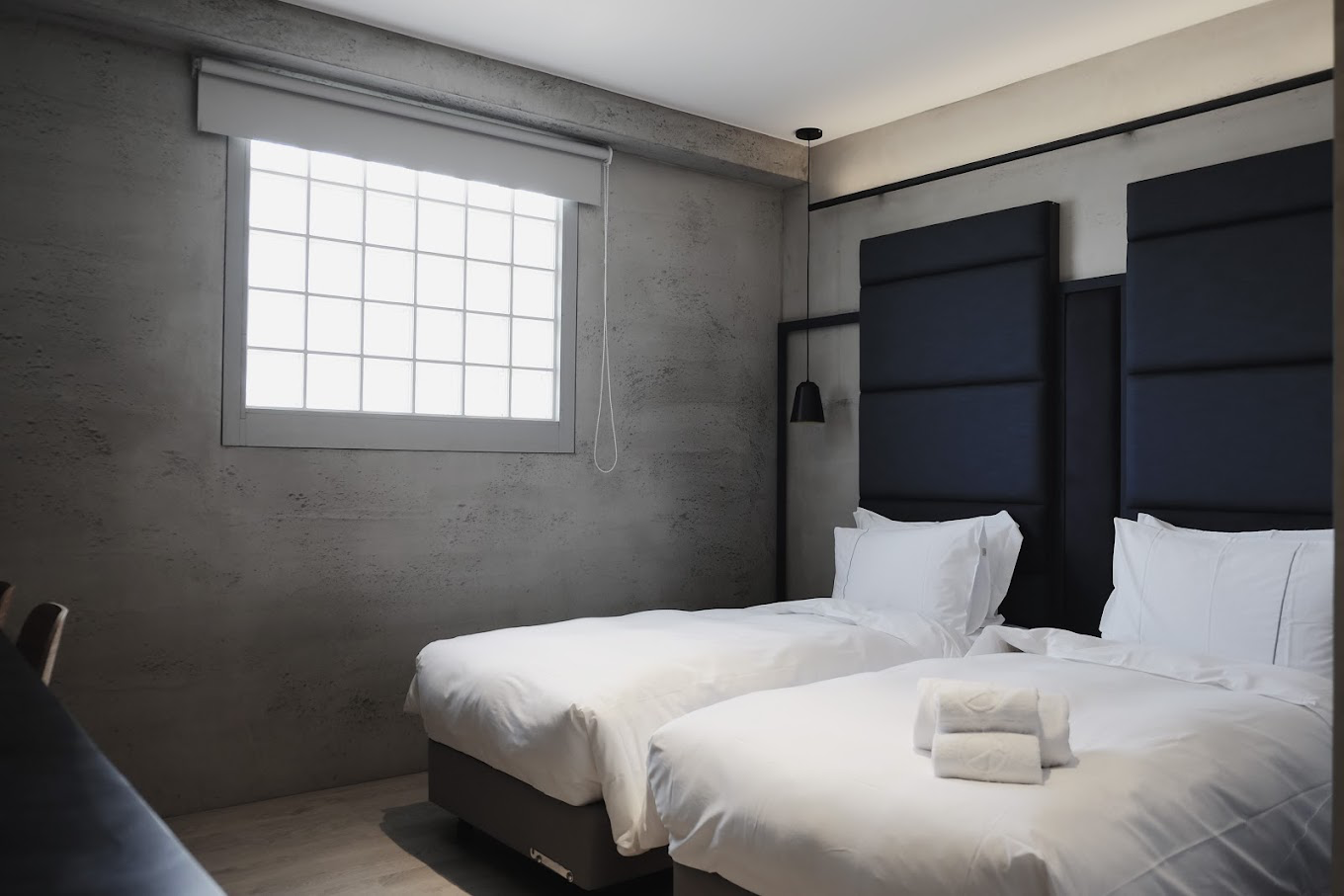 松河璞旅．平日雙人房 $1999元 起｜河景第一排的設計旅店，入住城市慢生活