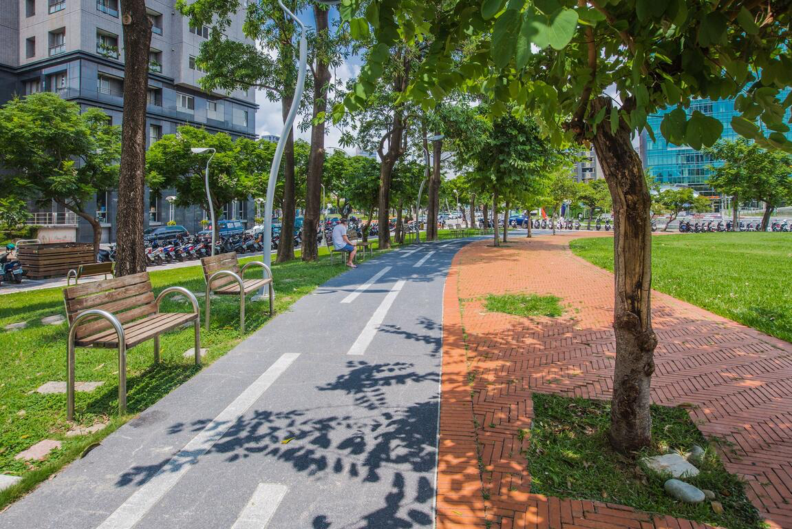 台中草悟道怎麼玩最順？勤美商圈、文創景點與散步拍照亮點一次整理