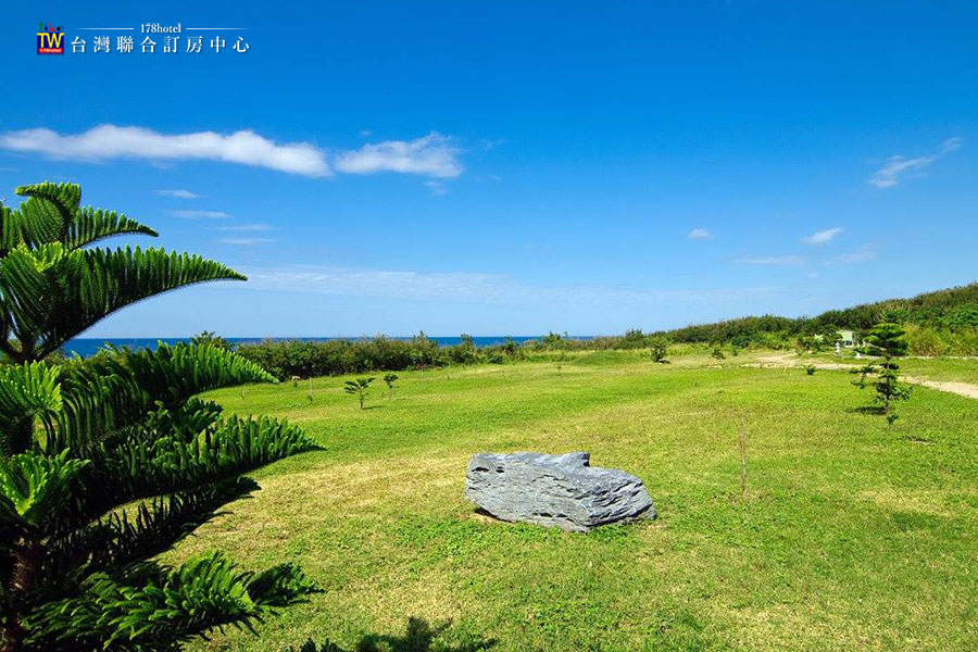 屏東墾丁藍杉會館 雙人房 平日含早餐 ＄1000元｜白沙灣旁寵物友善海景民宿
