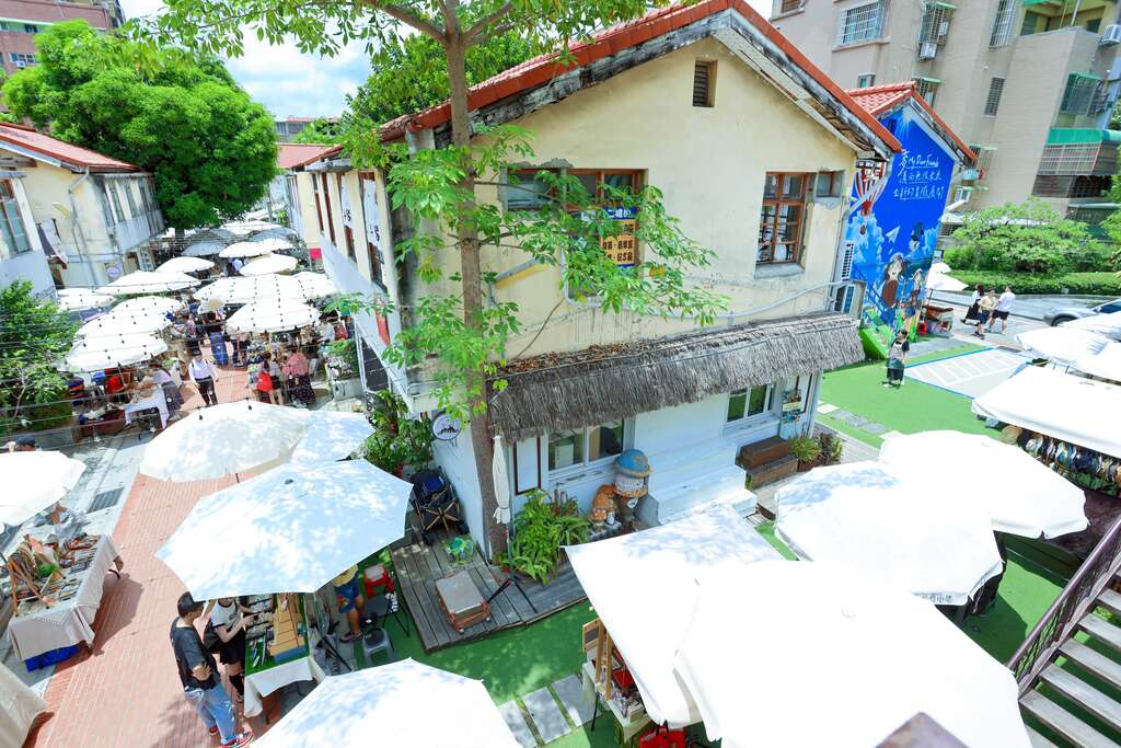 在巷弄與文創小店交會的地方,審計新村讓每次停留,都帶著生活的溫度