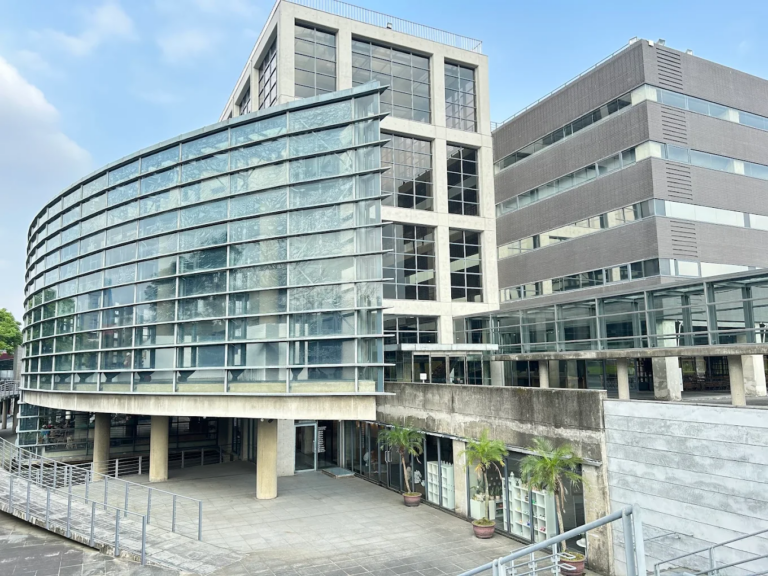 鶯歌陶瓷博物館這樣玩最剛好,陶藝展覽、親子體驗與老街散步一次整理