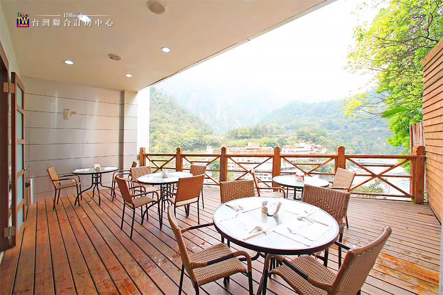 谷關麗池山水溫泉會館．子爵雙人房 $2,999 起 含早餐｜高樓層山景房＋露天SPA