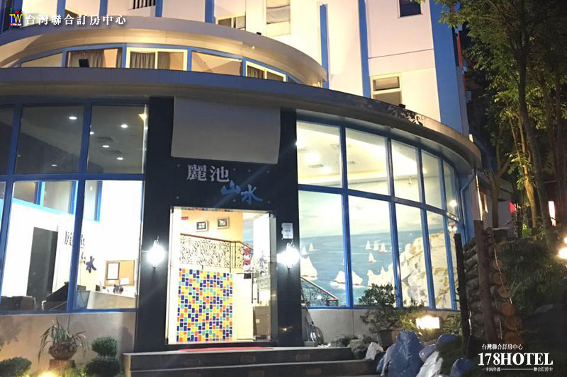 谷關麗池山水溫泉會館．女爵雙人房 $2,999 起｜住進台版歐洲山城泡溫泉看雲海