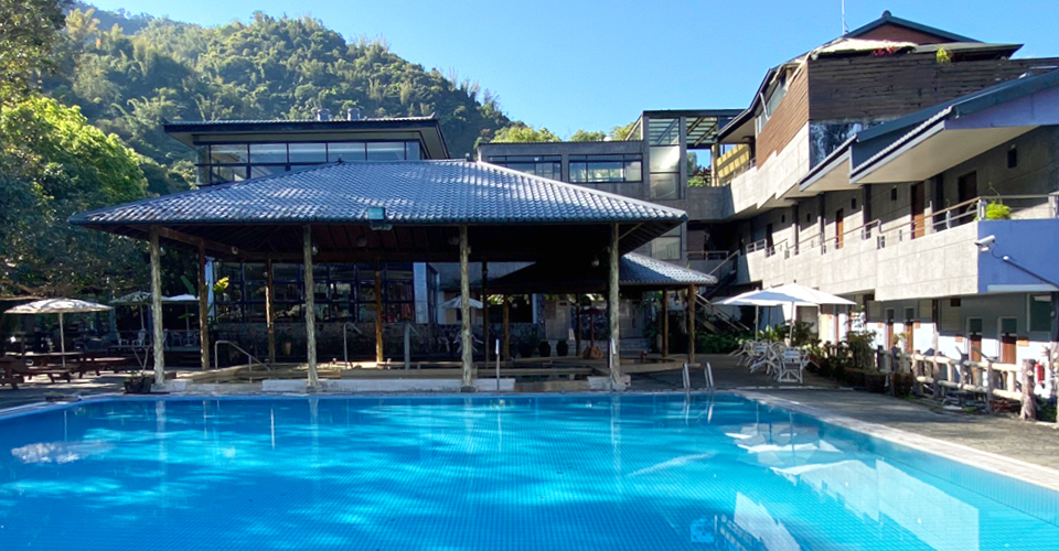 天闊SPA溫泉會館．一泊二食 $3,400 起｜山居Villa獨立湯池，住進森林系溫泉秘境