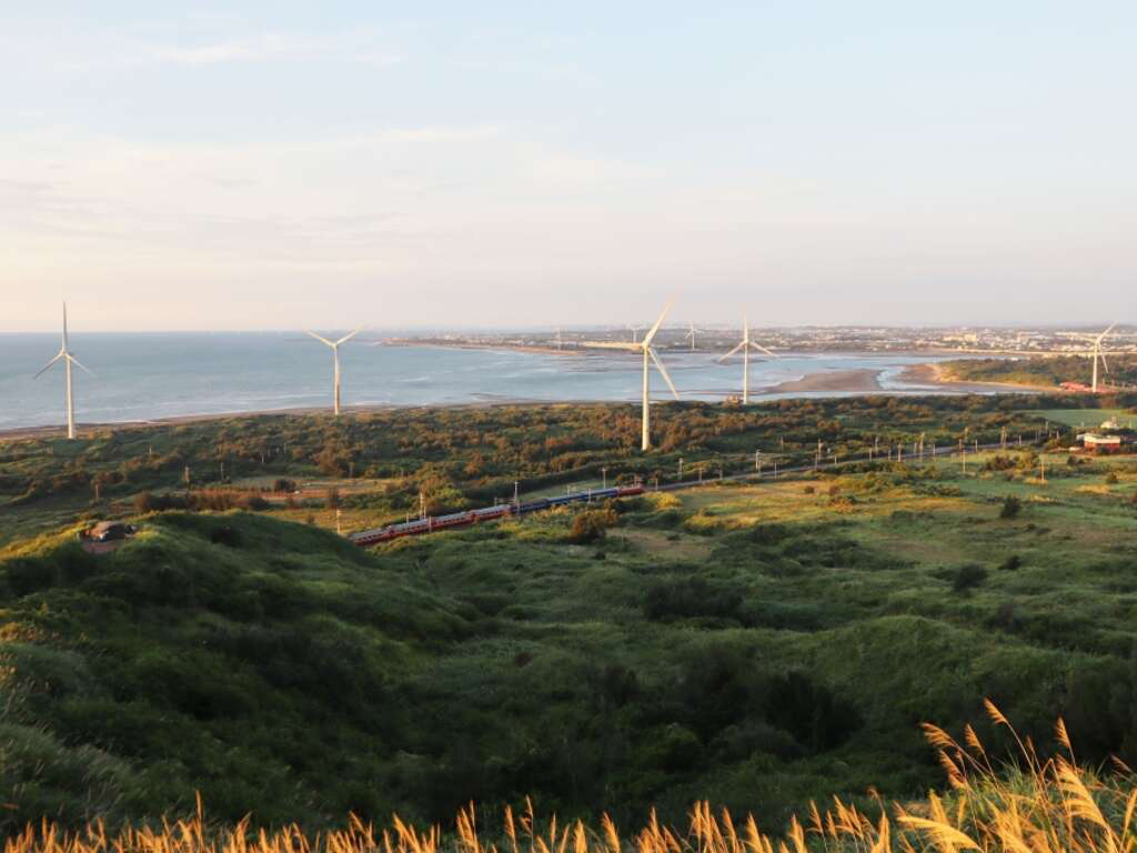 在好望角等一場風,讓海與風車陪你慢慢走過午後與夕陽交會的那段時光