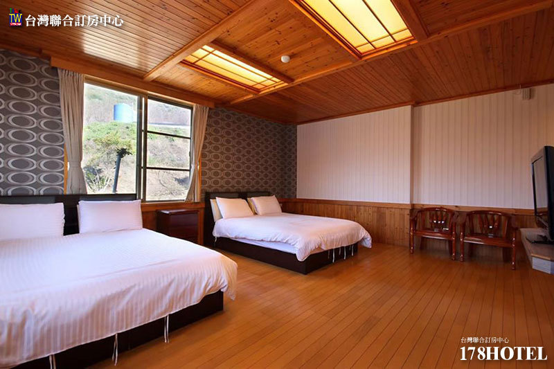 佳美渡假山莊．雙人房平日 $1888元 起 含早餐｜住進清境茶園與雲海之間