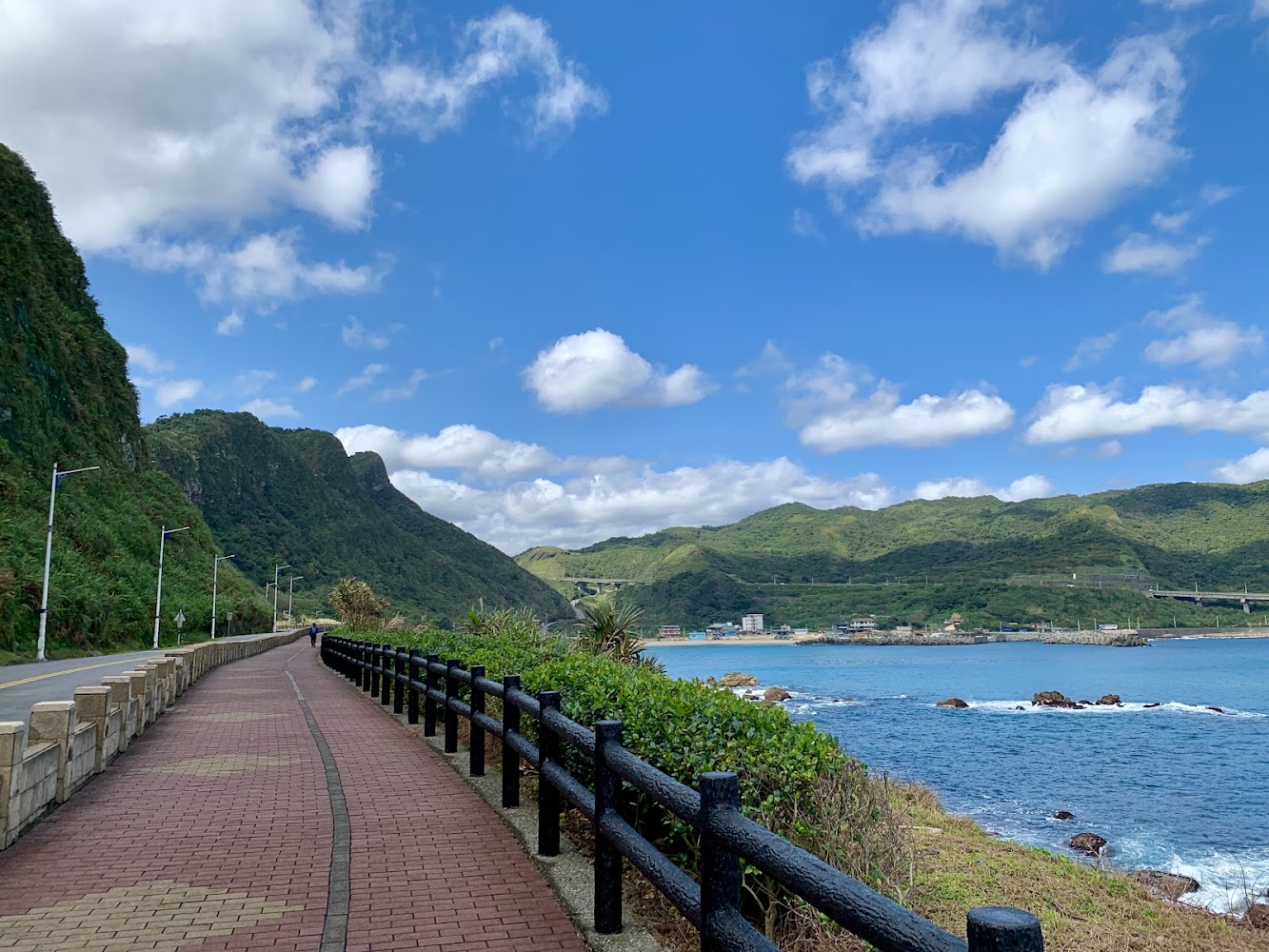 台灣最強海線景點懶人包：9大海景步道、親子沙灘與夕陽秘境一次收錄