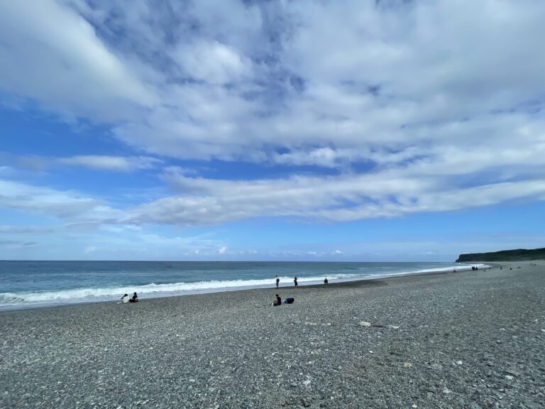 花蓮七星潭深度旅遊評測：最值得慢慢停留的海岸風景、拍照亮點與散步攻略