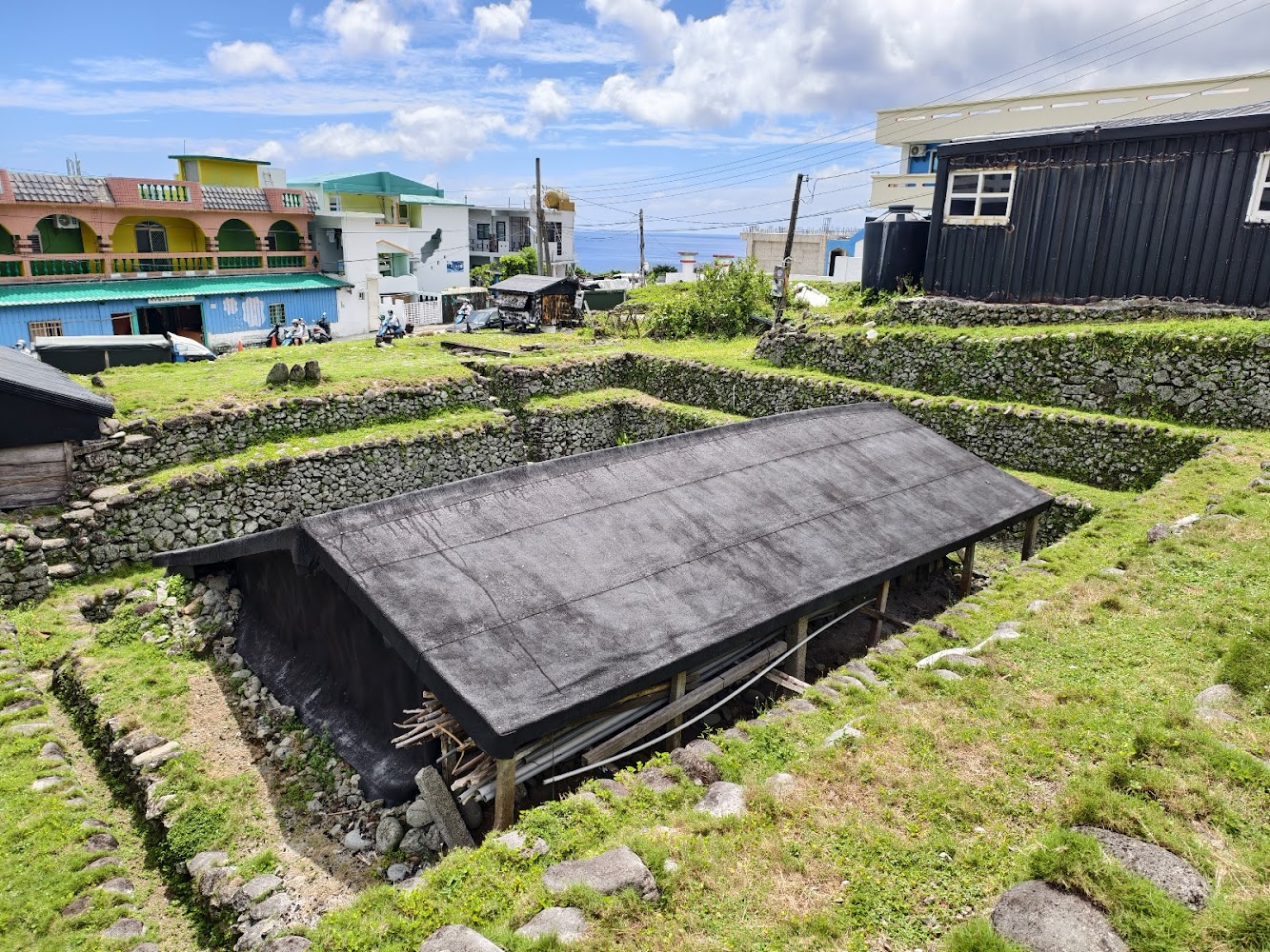 蘭嶼地下屋懶人包｜野銀部落導覽、文物館與特色住宿一次看