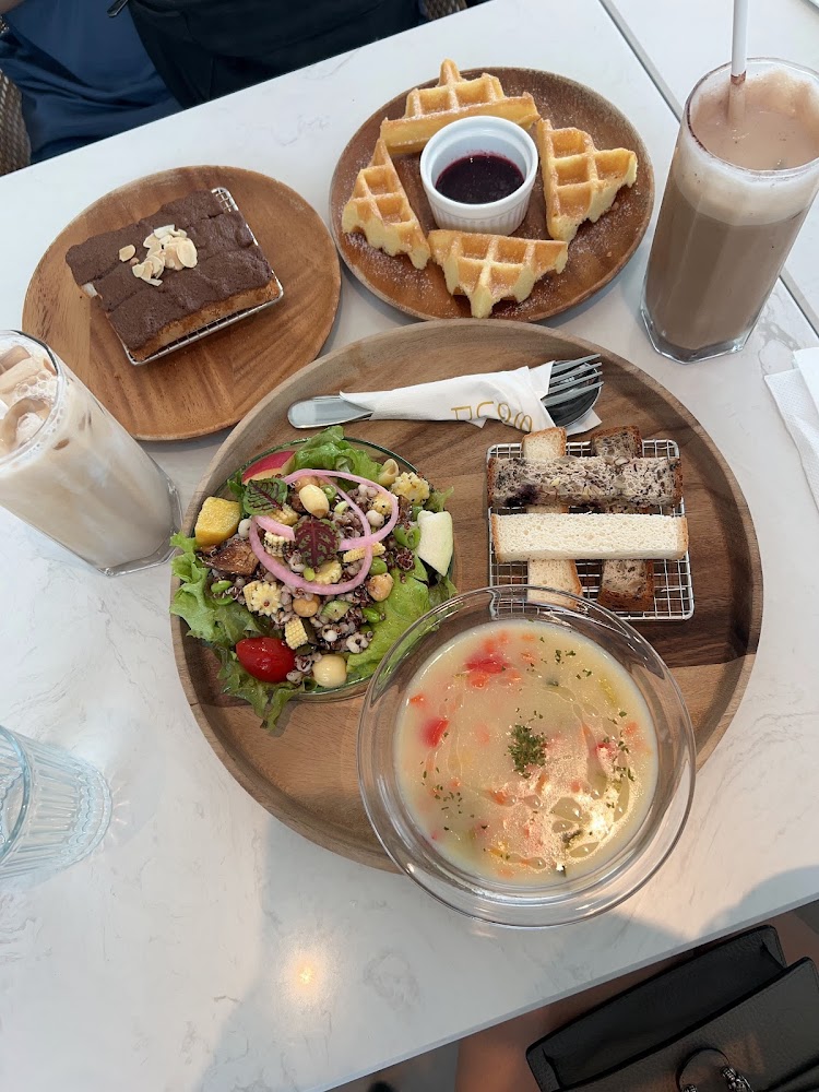 SO_UP輕食館深度評測｜高雄鼓山美術館旁的濃湯輕食與靜謐咖啡時光