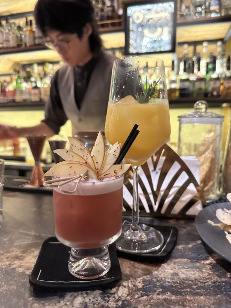 一酒點意美術館深度評測：高雄美術館旁的質感餐酒館，約會聚餐與調酒控都值得收藏