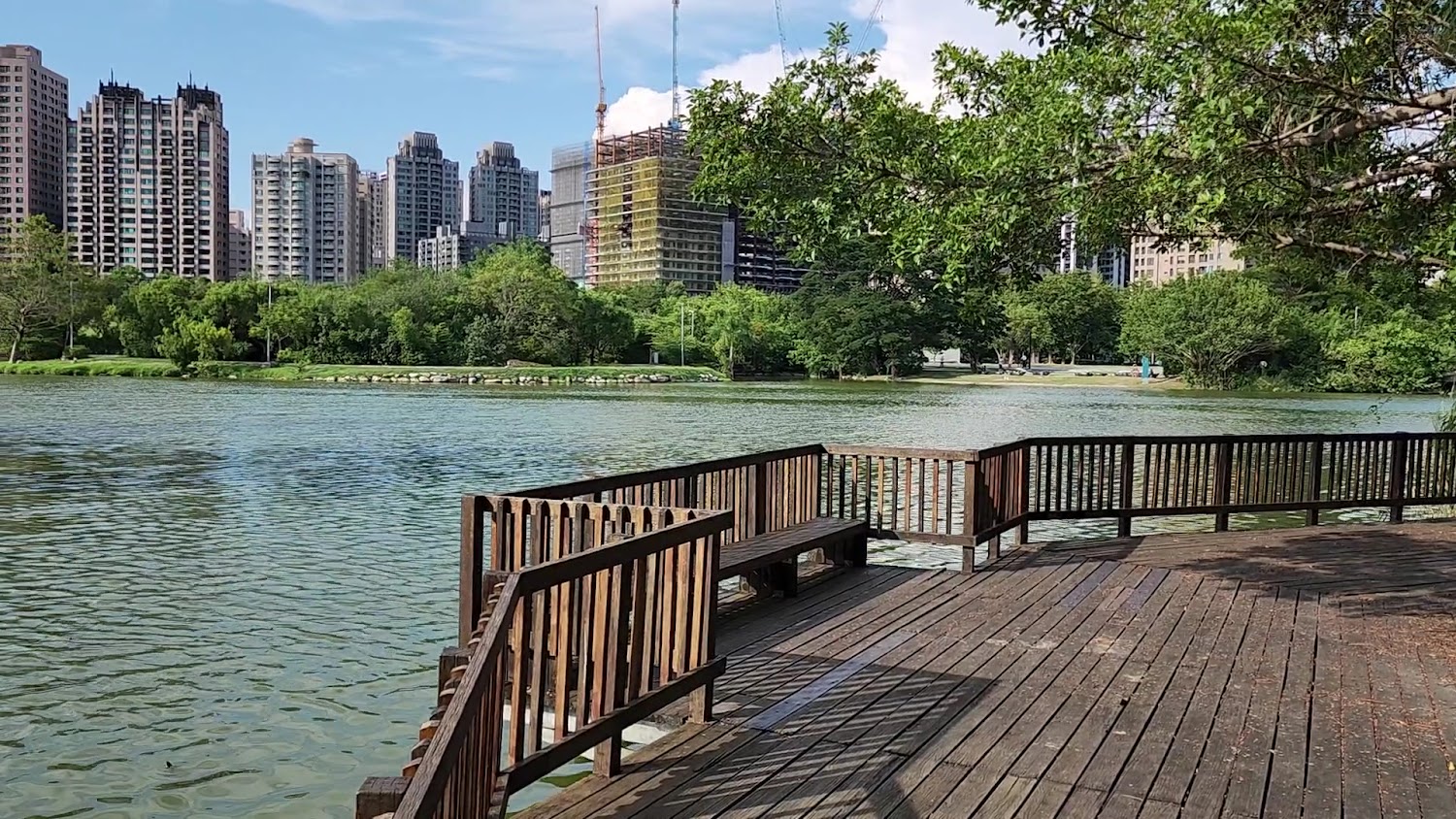 內惟埤文化園區深度散策：高雄最值得慢走的濕地藝術公園全攻略
