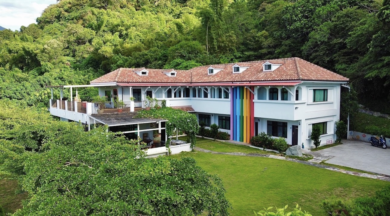 立霧左邨民宿深度開箱：太魯閣前的山海系療癒住宿，環境、房型、早餐與評價一次看