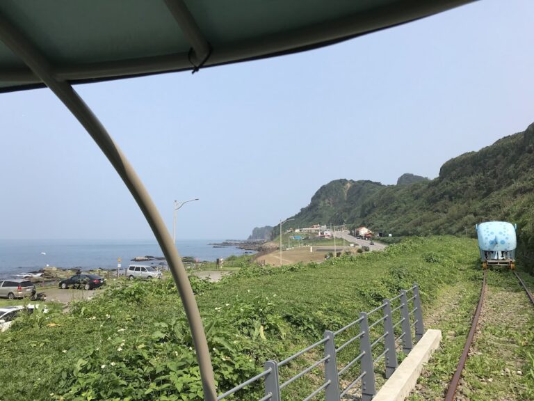 深澳鐵道自行車懶人包 八斗子站與深澳站怎麼玩最順 路線票價風景一次看