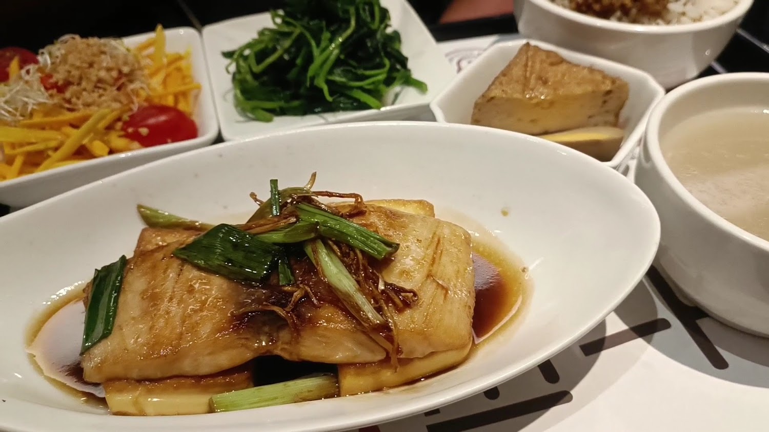 七里坡紅藜養生料理懶人包 台東市區兩處用餐據點一次看