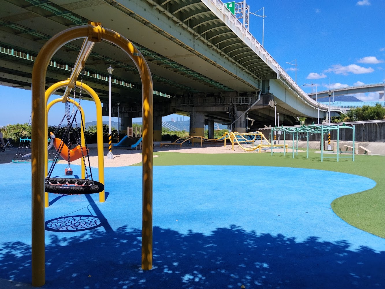 哈囉公園兒童遊戲場懶人包：3座北台灣河濱親子放電公園一次看