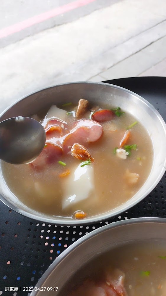 葉家肉粿深度開箱：東港必吃早餐老店、肉粿湯頭特色與排隊攻略一次看