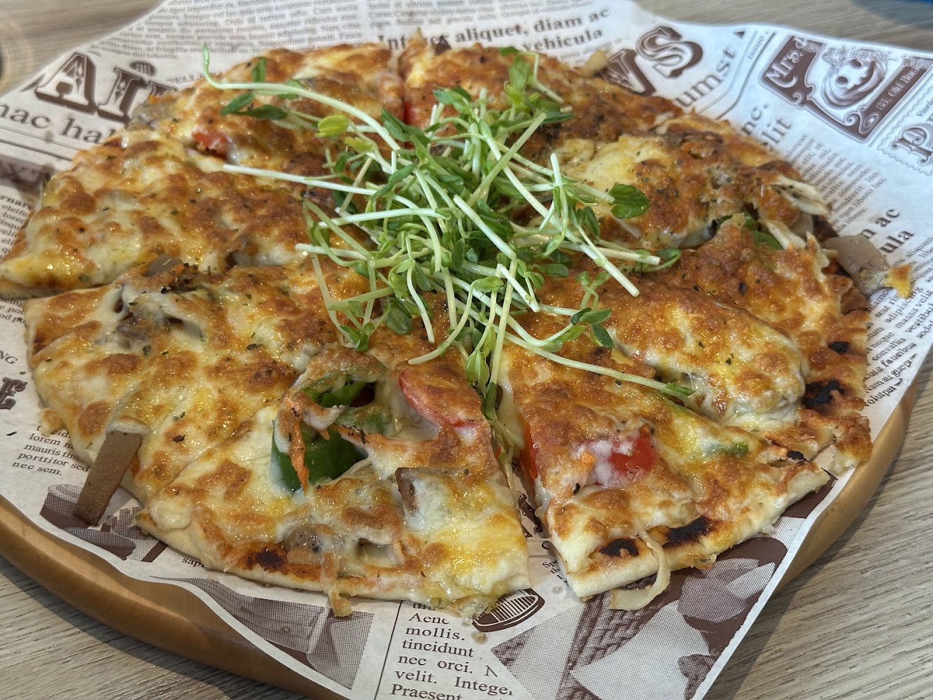 遇見蔬食館深度評測｜屏東東港高分純素餐廳，從披薩到南瓜鍋一次看懂值不值得吃