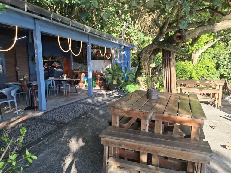 嗨老屋營業中深度開箱 北海岸石門海景老屋餐廳的用餐體驗與拍照攻略