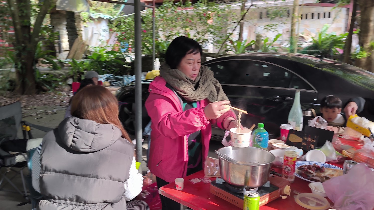 坪林映象之旅野營餐飲深度開箱：溪畔露營、山林餐桌與親子戲水一站滿足